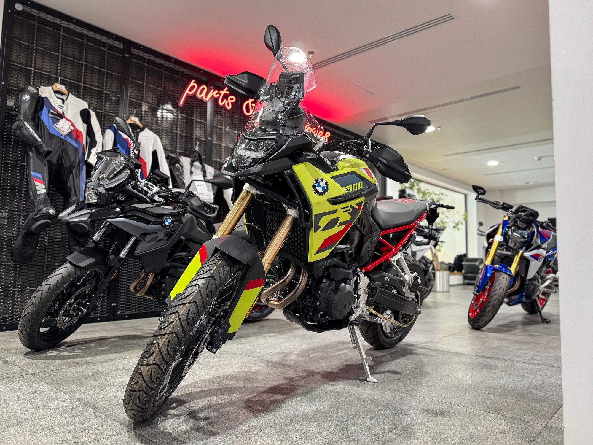F 900 GS