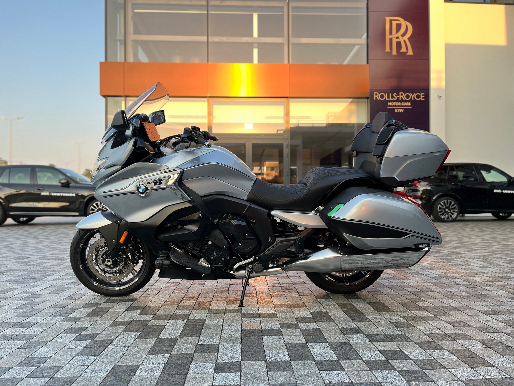 K 1600 B
