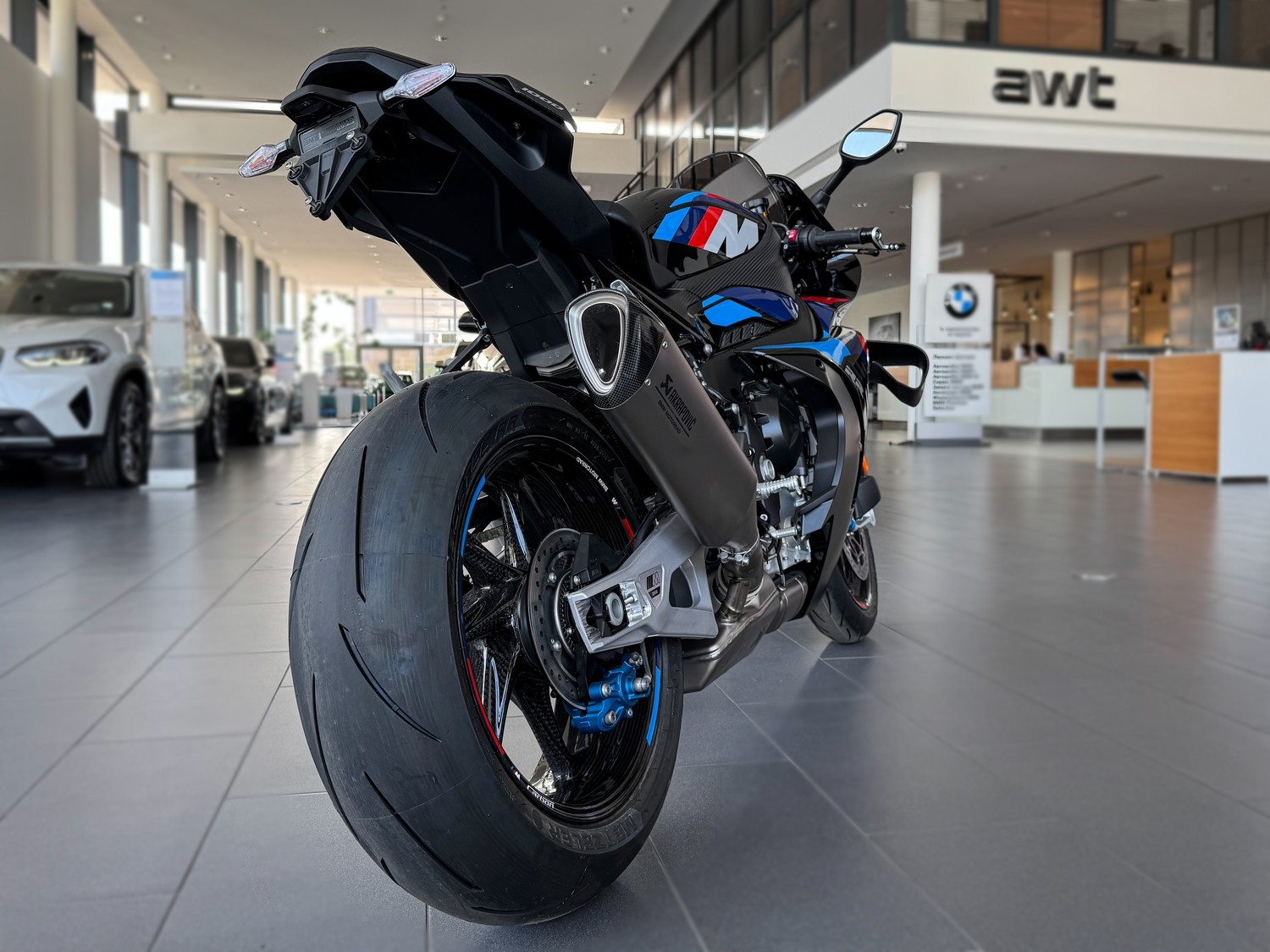 М 1000 RR