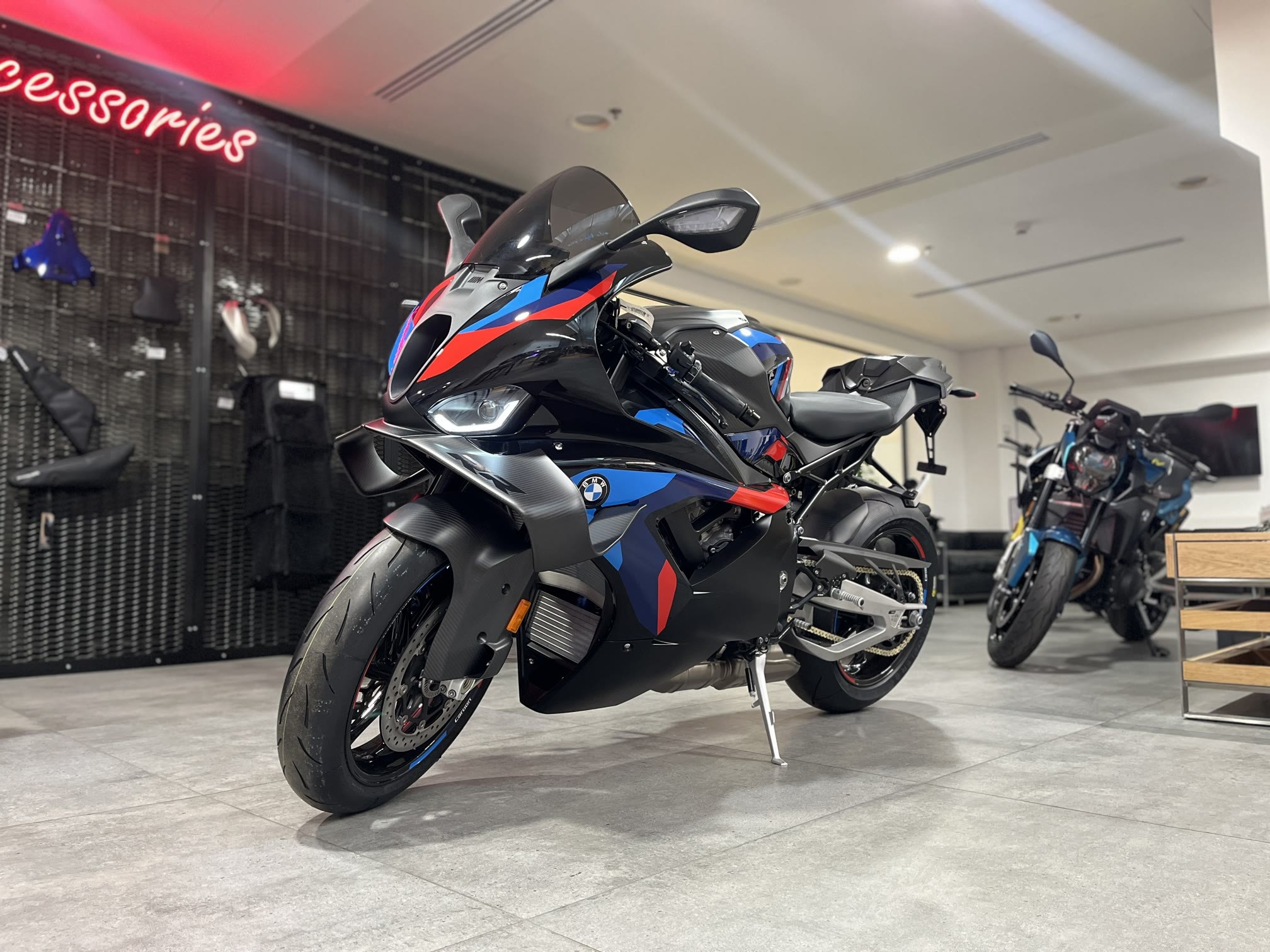 M 1000 RR