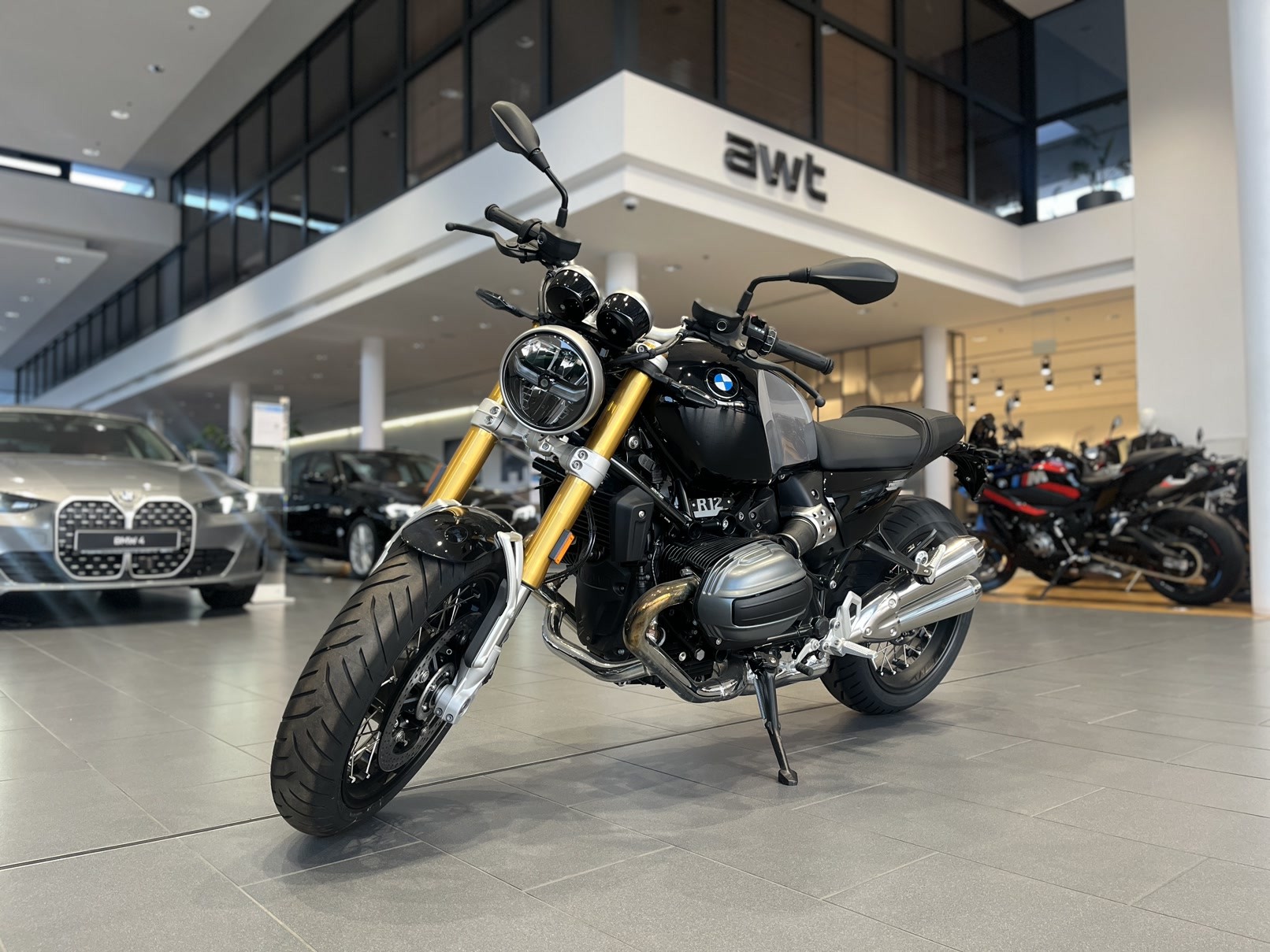 R 12 nineT